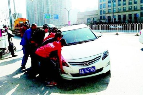 多少人抬汽车