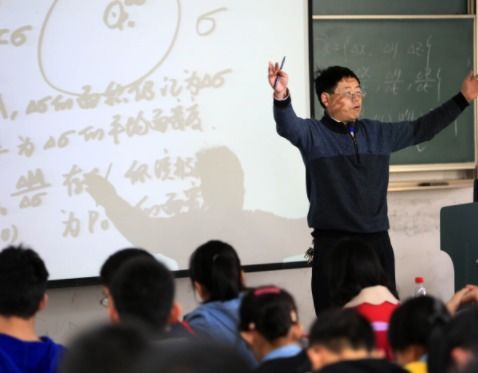 六旬博导怒发\罪己诏\校方回应