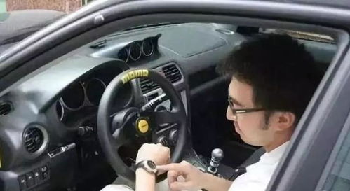汽车开空调怠速多少合适