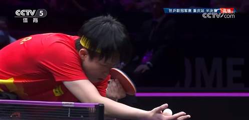 王楚钦4-1战胜张本智和