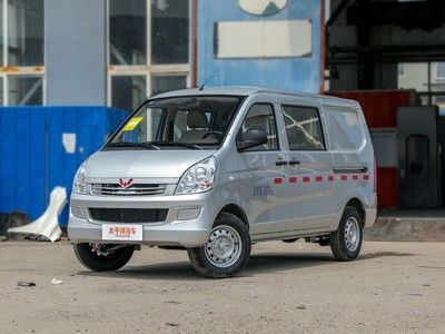 五菱荣光汽车电压是多少 五菱荣光汽车电压是多少