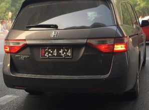 汽车小剐蹭补漆多少钱
