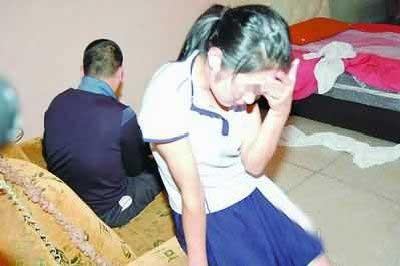 12岁女孩被强奸案办案民警被控渎职