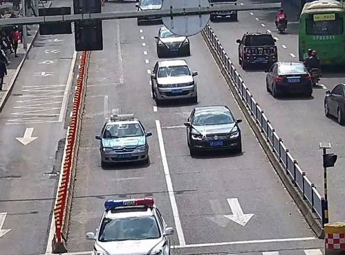 汽车高速变道罚多少
