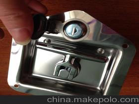汽车感应锁多少钱
