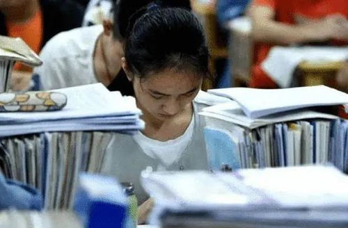 山西一女生家长疑殴打六年级学生