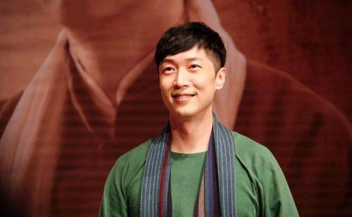 TVB男演员陈键锋学厨以第一名毕业