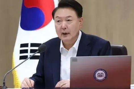 尹锡悦被罢免总统职务