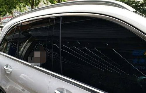 换汽车玻璃多少钱